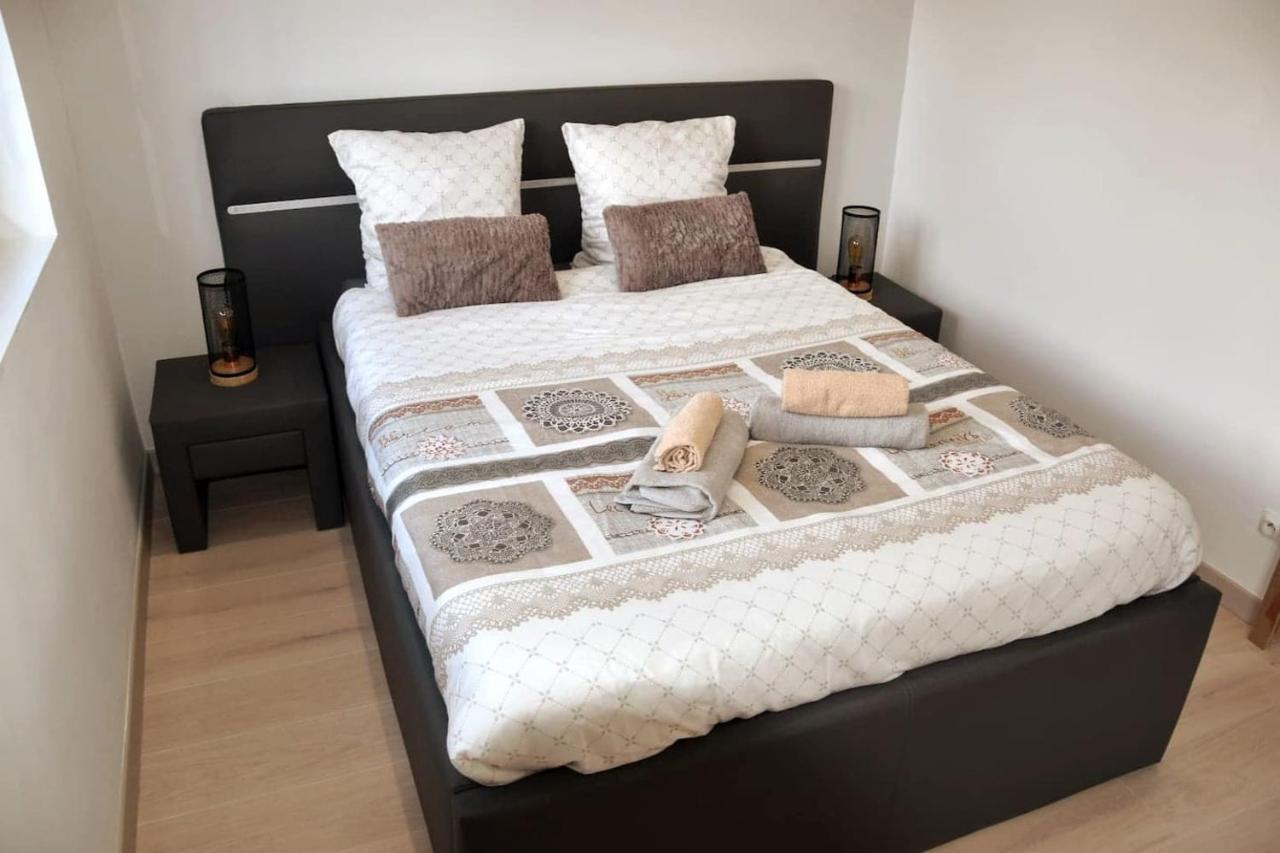 Bel Appartement Situe Quartier Louvre-Bollaert Lens Buitenkant foto